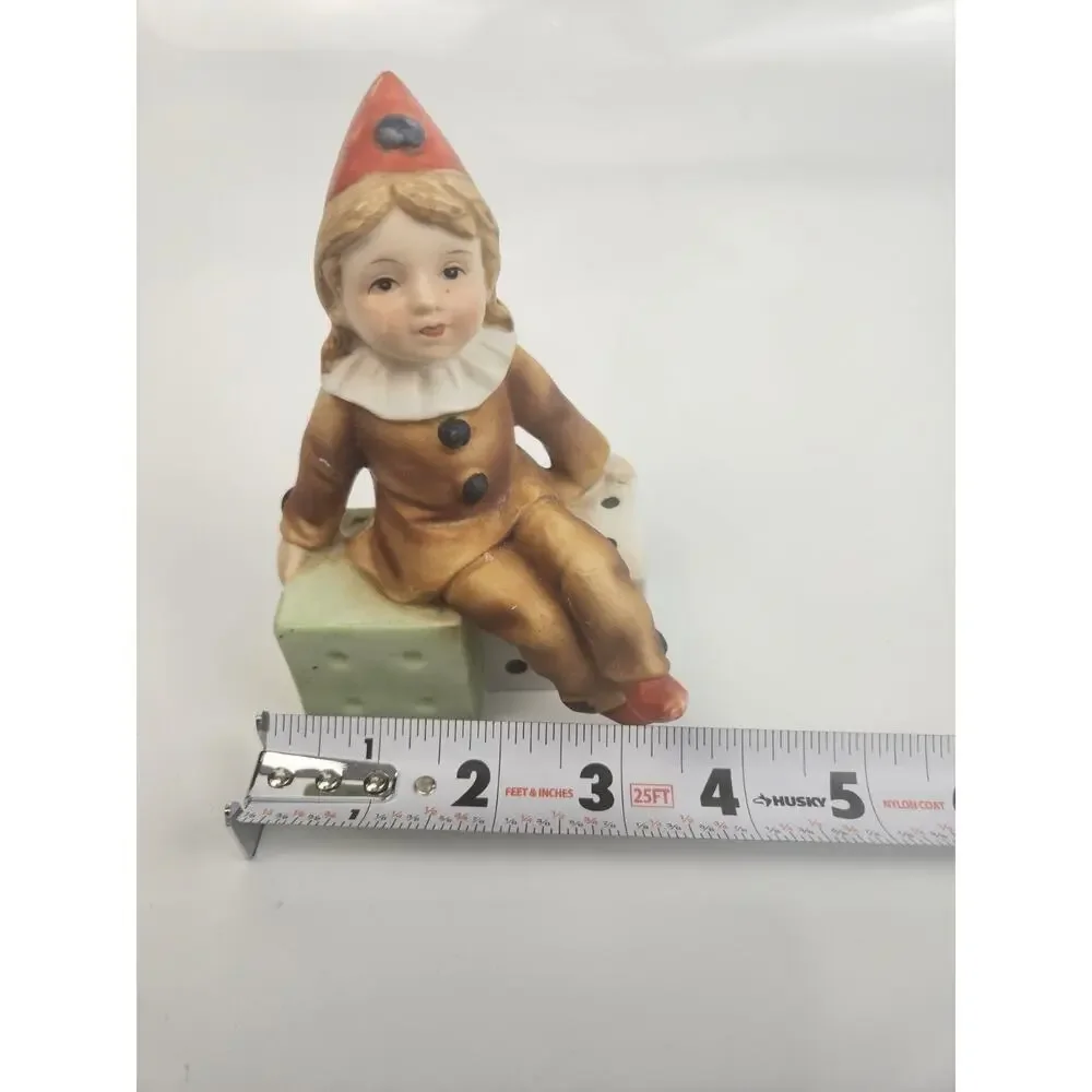 Vintage Capidimonte Ceramic Italian Clown Child Sitting on Dice Figurine‎ 5
